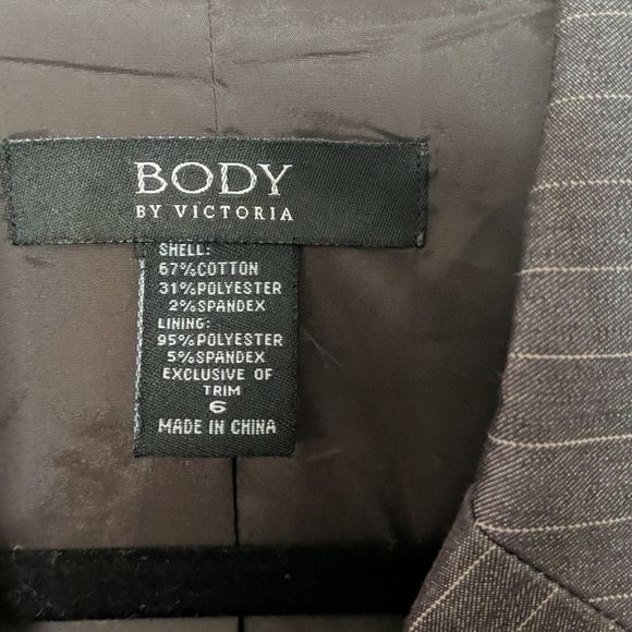BODY by VICTORIA VS Pinstripe Blazer - Picture 3 of 5